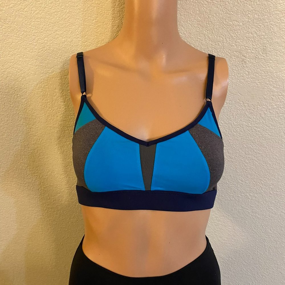 Alo Yoga Color block sports bra